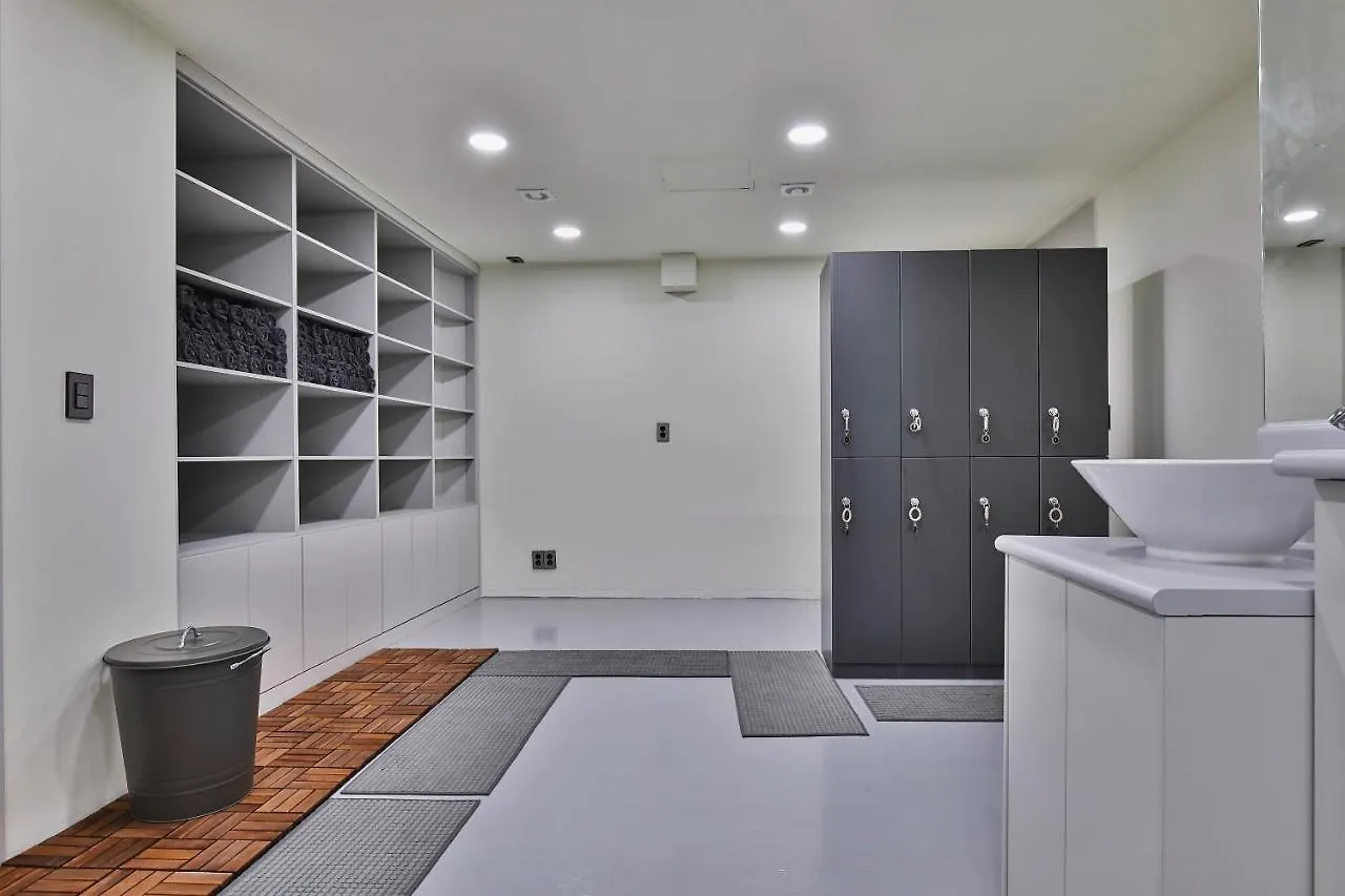 Myeongdong Women Only Guest House 2*, Seúl